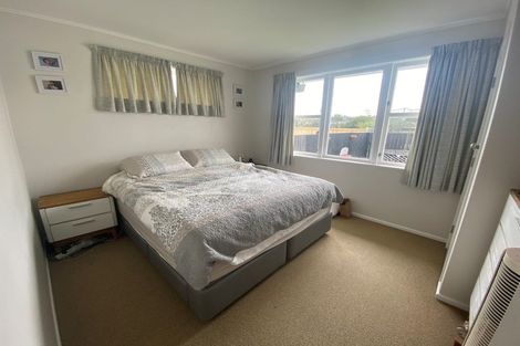 Photo of property in 43a Edgewater Drive, Pakuranga, Auckland, 2010