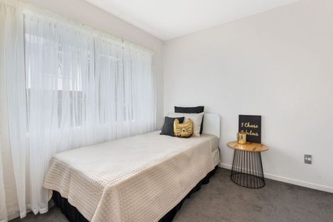 Photo of property in 1/86 Mountbatten Avenue, Hillcrest, Auckland, 0627