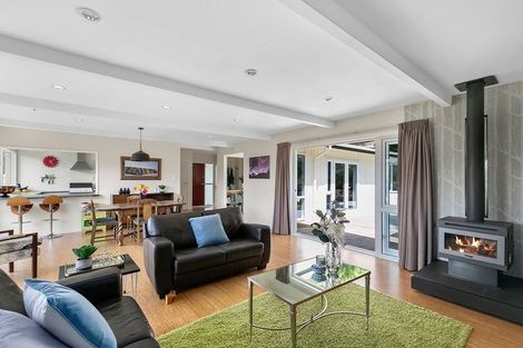 Photo of property in 10 Goddard Grove, Churton Park, Wellington, 6037