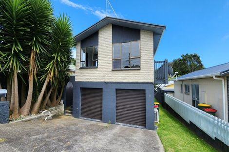 Photo of property in 84 Pioneer Road, Moturoa, New Plymouth, 4310