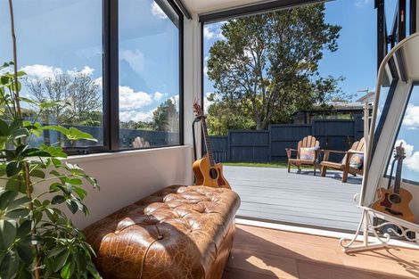 Photo of property in 155 Spinella Drive, Bayview, Auckland, 0629