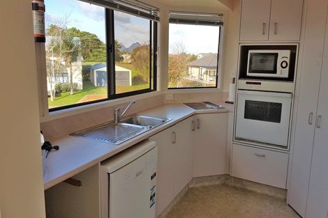 Photo of property in 36 Manaia View Road, One Tree Point, 0118