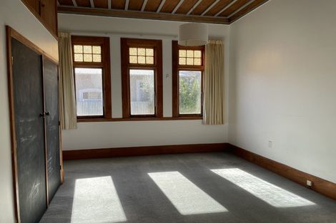 Photo of property in 3 Carow Street, Palmerston North, 4410