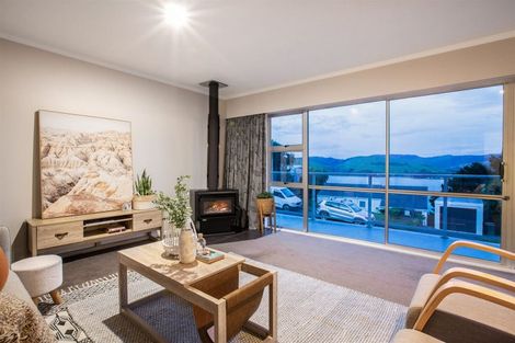 Photo of property in 116 Kahu Road, Paremata, Porirua, 5024