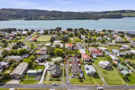 Photo of property in 14 John Street, Raglan, 3225