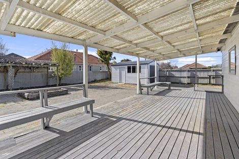Photo of property in 211 Westminster Street, Mairehau, Christchurch, 8013