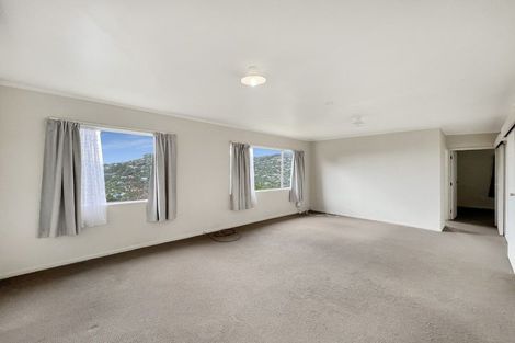 Photo of property in 9 Oldham Way, Crofton Downs, Wellington, 6035