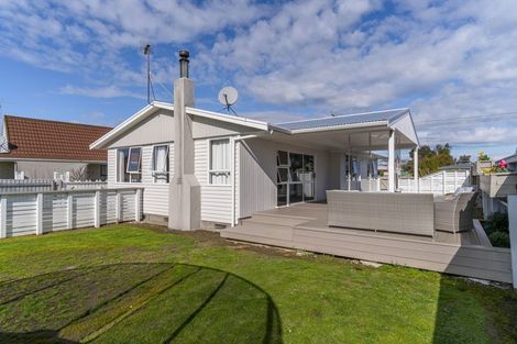 Photo of property in 16 Colville Street, Masterton, 5810