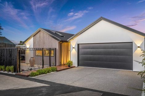 Photo of property in 69a Wai-iti Terrace, Bryndwr, Christchurch, 8052