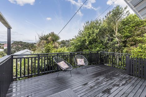 Photo of property in 17 Garfield Street, Brooklyn, Wellington, 6021