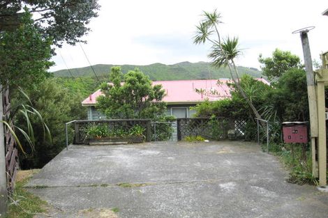 Photo of property in 9 Columbia Way, Kingston, Wellington, 6021