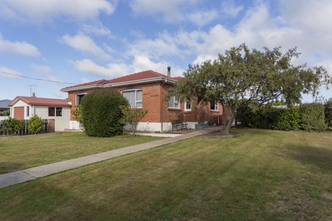 Photo of property in 17 Holmes Street, Holmes Hill, Oamaru, 9401