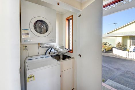 Photo of property in Balmoral Park, 30/31 Eastbourne Street, Caversham, Dunedin, 9012