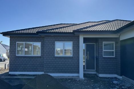 Photo of property in 10 George Yee Place, Taradale, Napier, 4112