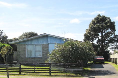 Photo of property in 5 Rogers Street, Castlecliff, Whanganui, 4501