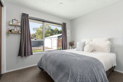 Photo of property in 61 Karnak Crescent, Russley, Christchurch, 8042