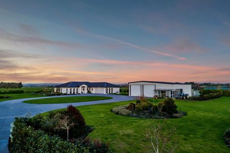 Photo of property in 60 Turangi Road, Motunui, Waitara, 4383