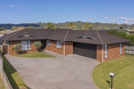 Photo of property in 11 Heritage Close, Whitianga, 3510