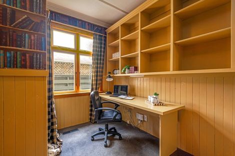 Photo of property in 10 Saint Johns Avenue, Palmerston North, 4414