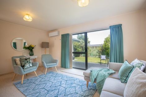 Photo of property in 52a Parata Street, Waikanae, 5036