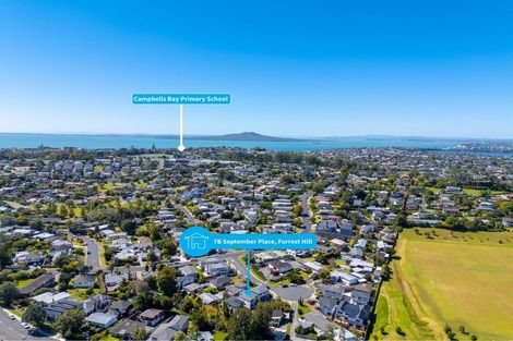 Photo of property in 7b September Place, Forrest Hill, Auckland, 0620