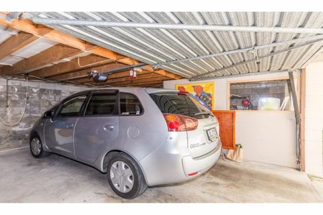 Photo of property in 21/16 Willerton Avenue, New Lynn, Auckland, 0600