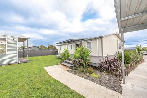 Photo of property in 10 Karaka Street, Castlecliff, Whanganui, 4501