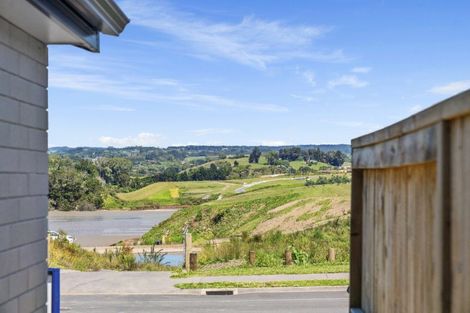 Photo of property in 73 Ridge Drive, Omokoroa, 3114