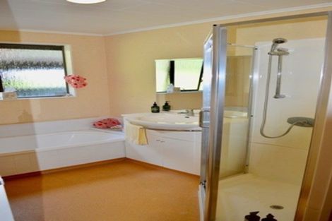 Photo of property in 38a Te Roto Road, Otaki, 5512