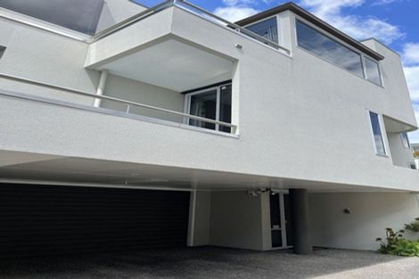 Photo of property in 2/14 Takutai Avenue, Bucklands Beach, Auckland, 2012