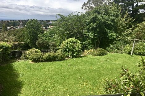 Photo of property in 15 Larkins Street, Helensburgh, Dunedin, 9010