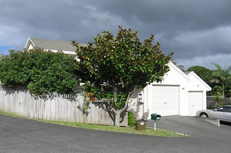 Photo of property in 13a Central Park Drive, Te Atatu South, Auckland, 0610