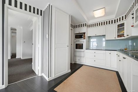 Photo of property in The Pines Apartments, 75 Owens Road, Epsom, Auckland, 1023