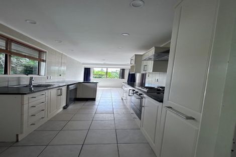 Photo of property in 62 Weatherly Road, Torbay, Auckland, 0630