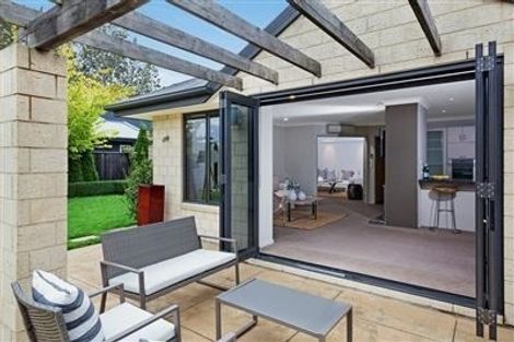 Photo of property in 19 Hemingway Place, Spencerville, Christchurch, 8083