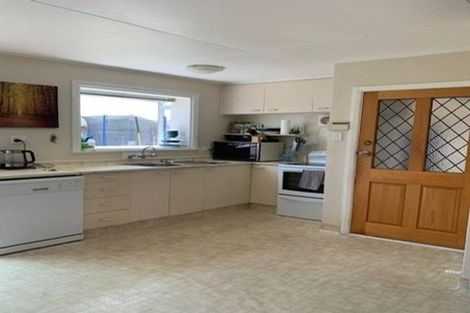 Photo of property in 59 Liverpool Street, Levin, 5510