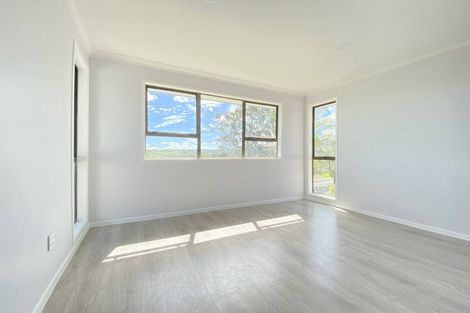 Photo of property in 71 Kennedy Avenue, Forrest Hill, Auckland, 0620