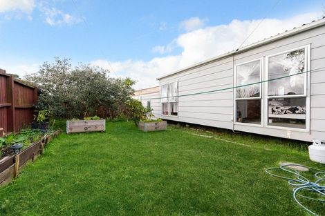 Photo of property in 1/255 Swanson Road, Henderson, Auckland, 0610