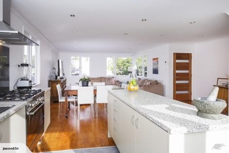Photo of property in 16 Jamaica Place, Blockhouse Bay, Auckland, 0600