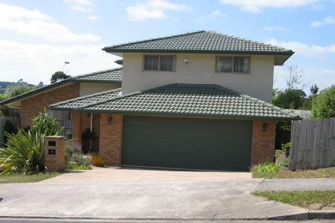 Photo of property in 4 Greenleaf Way, Northcross, Auckland, 0630