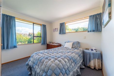 Photo of property in 2 Hannah Place, Holmes Hill, Oamaru, 9401