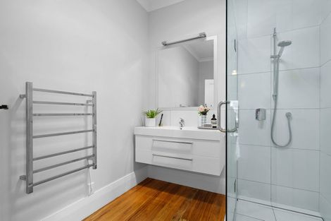 Photo of property in 5 Hamilton Road, Cambridge, 3434