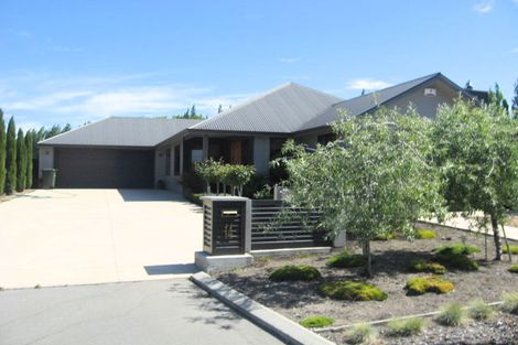 Photo of property in 16 Hideaway Gate, Parklands, Christchurch, 8083