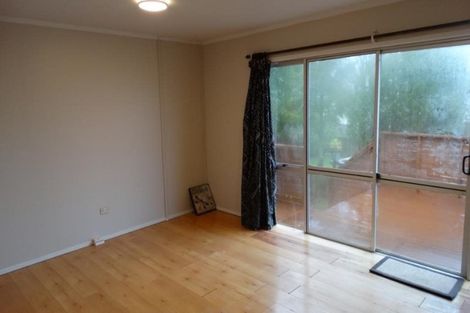 Photo of property in 2/63 Zita Maria Drive, Massey, Auckland, 0614
