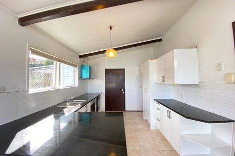 Photo of property in 2 Pasteur Place, New Windsor, Auckland, 0600