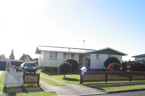 Photo of property in 16 Kea Place, Tokoroa, 3420