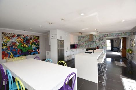 Photo of property in 16 Hoffman Court, Waikiwi, Invercargill, 9810