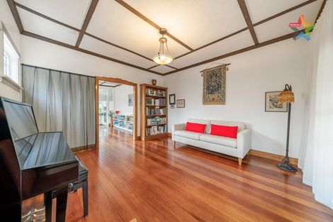 Photo of property in 35 Kiwi Street, Alicetown, Lower Hutt, 5010