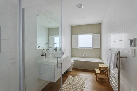 Photo of property in 93 Mays Road, St Albans, Christchurch, 8052