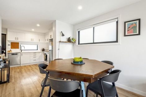 Photo of property in 11/63 Hillcrest Avenue, Hillcrest, Auckland, 0627